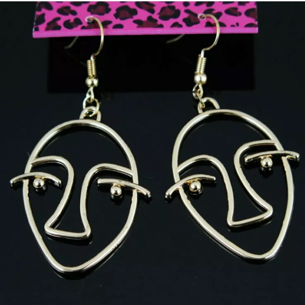 Gold Face Earrings - Picture 3 of 3